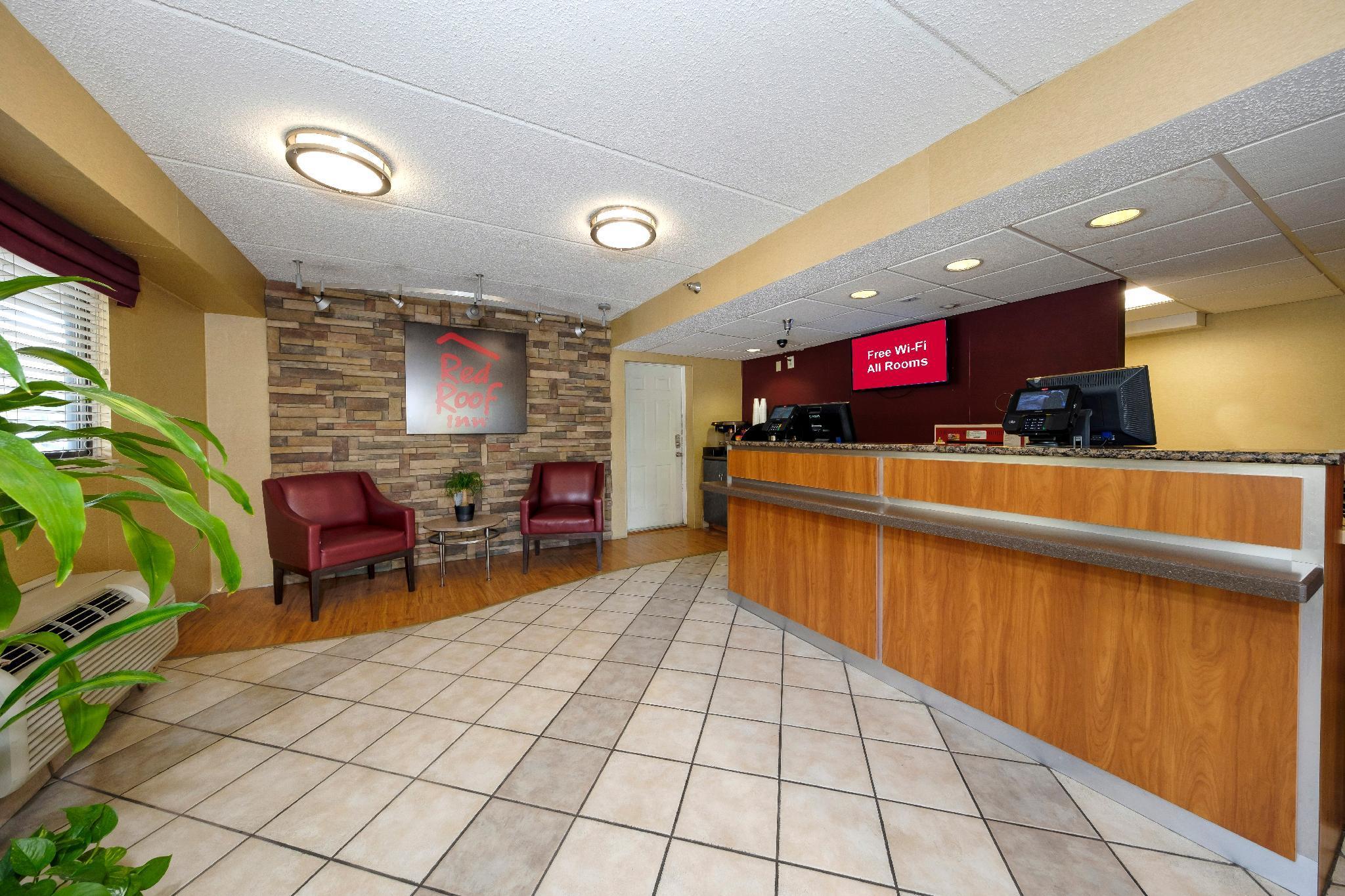 Red Roof Inn Tampa - Brandon Extérieur photo