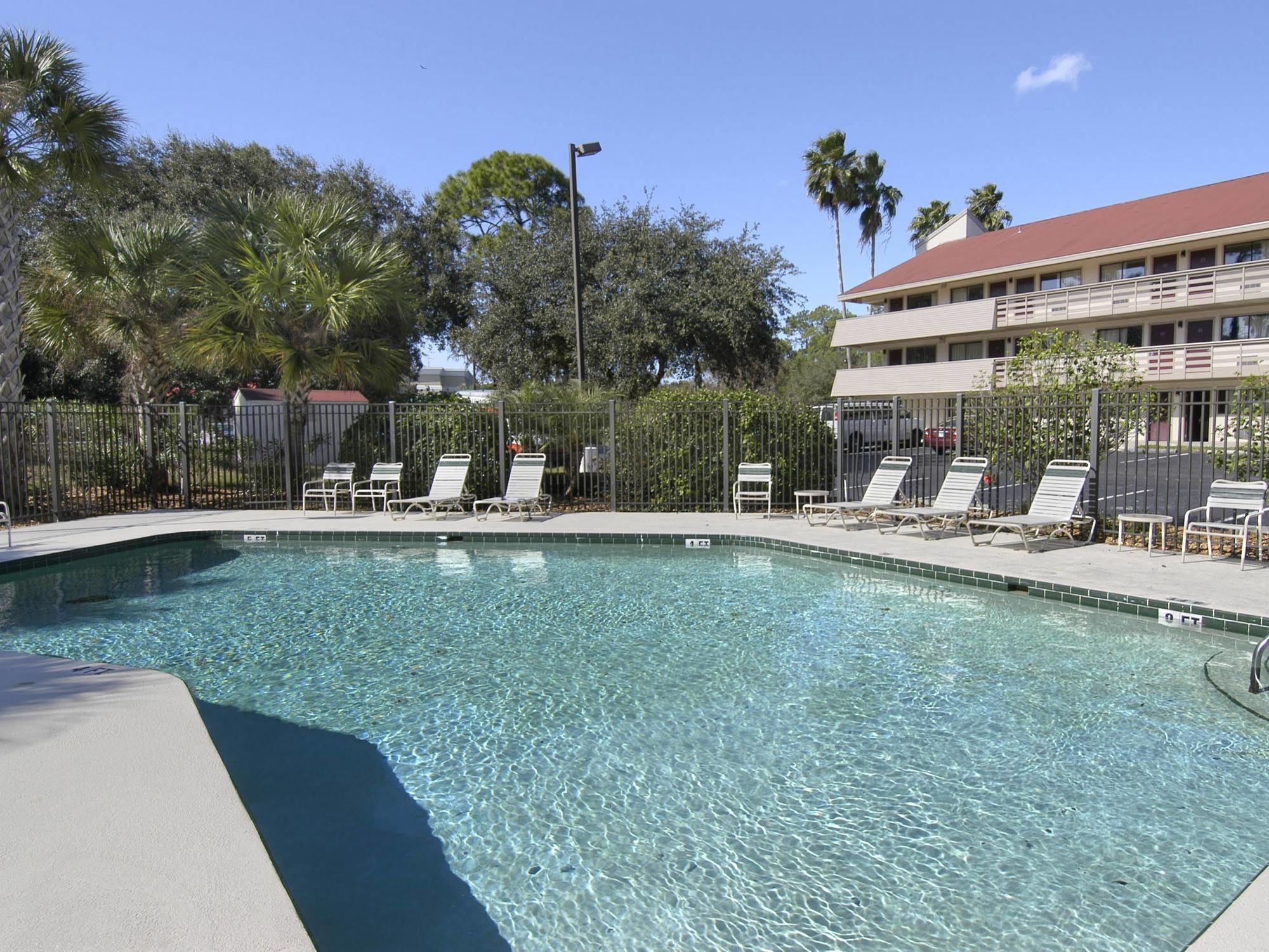 Red Roof Inn Tampa - Brandon Extérieur photo